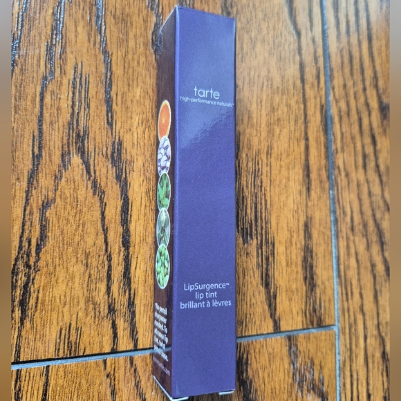 Lip Product Bundle - Picture 4 of 7